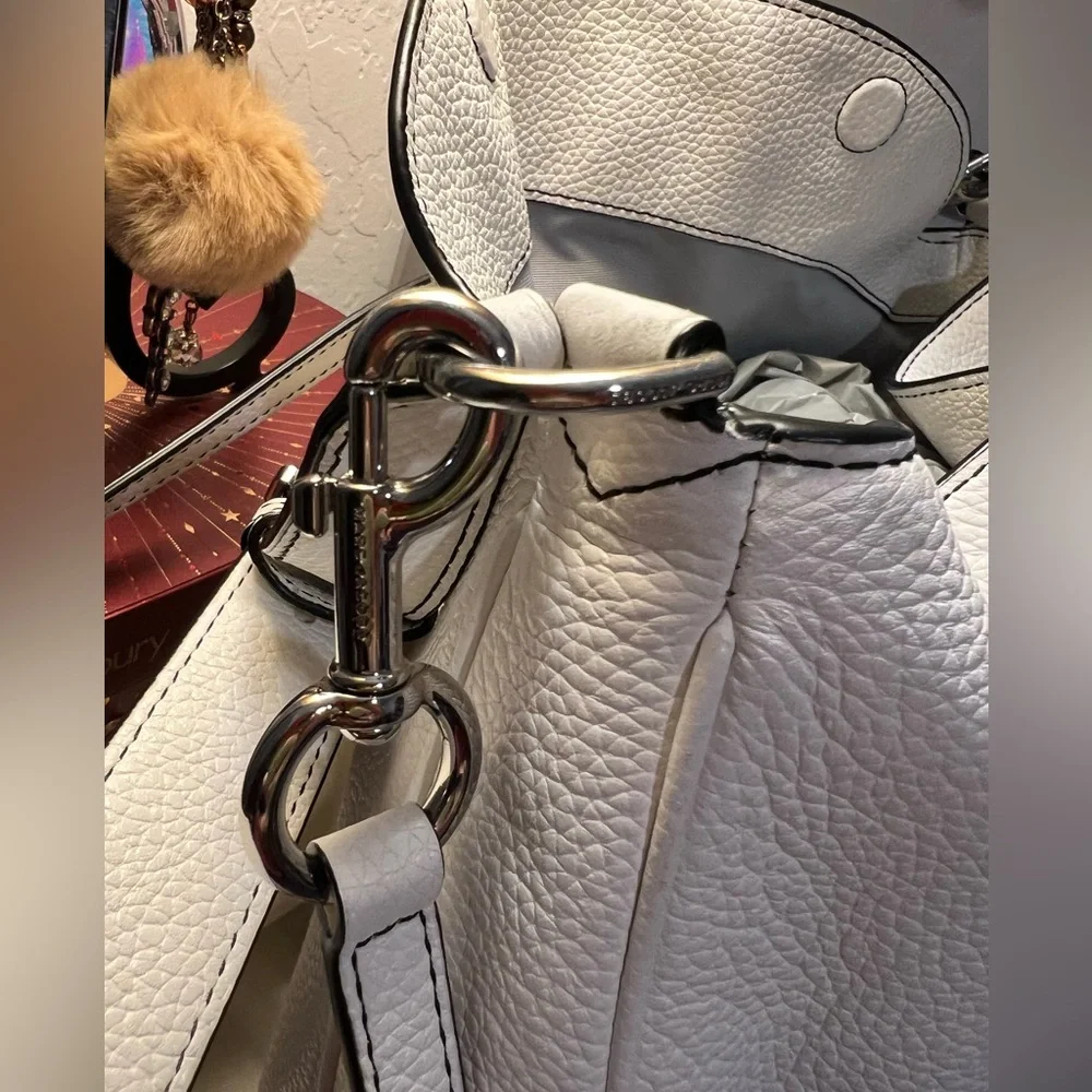 Marc Jacobs Empire City Hobo double strap Pebble Leather Porcelain Shoulder Bag